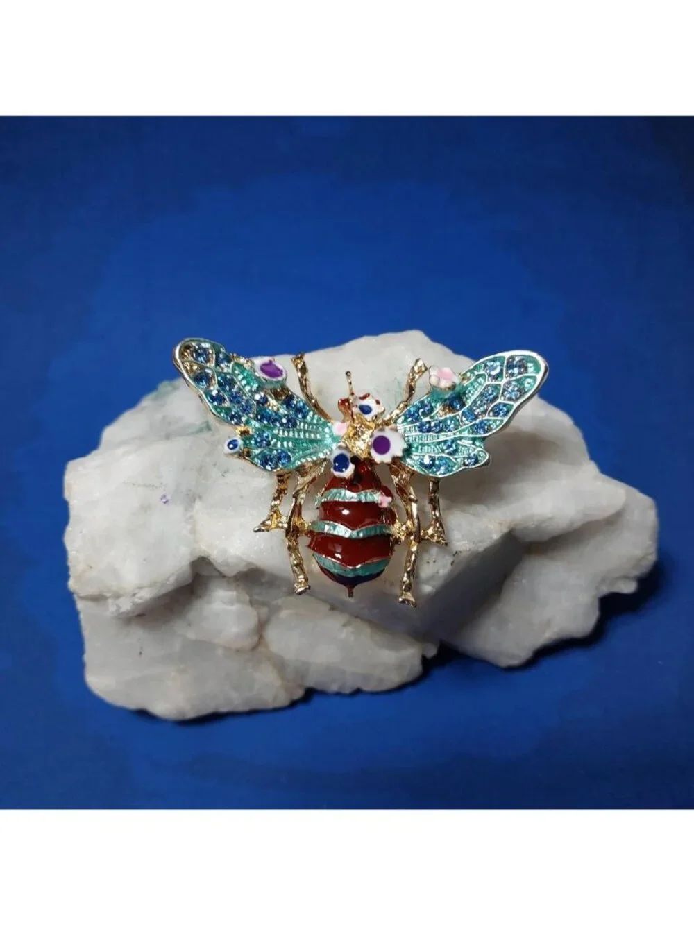 Bee Brooches Beautifully Detailed